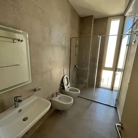 Villa Starlight Palasë