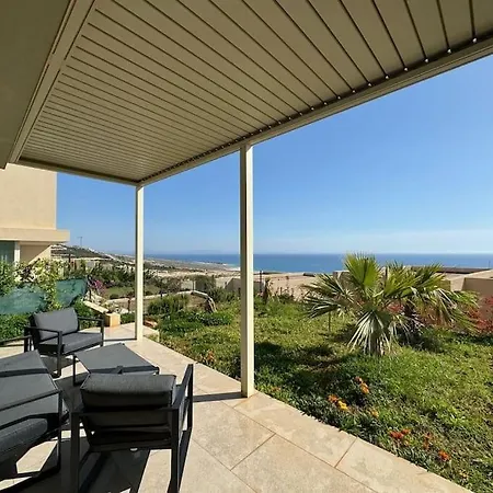 Villa Starlight Palasë